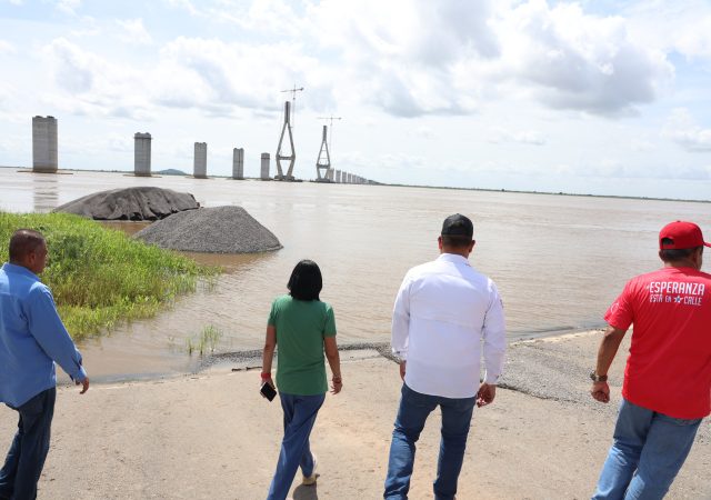 Vicepresidenta de Venezuela inspeccionó obras de construcción del tercer puente sobre el Río Orinoco