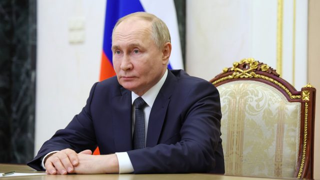 Putin ante nuevos «riesgos»: «Seguiremos mejorando integralmente las Fuerzas Armadas»