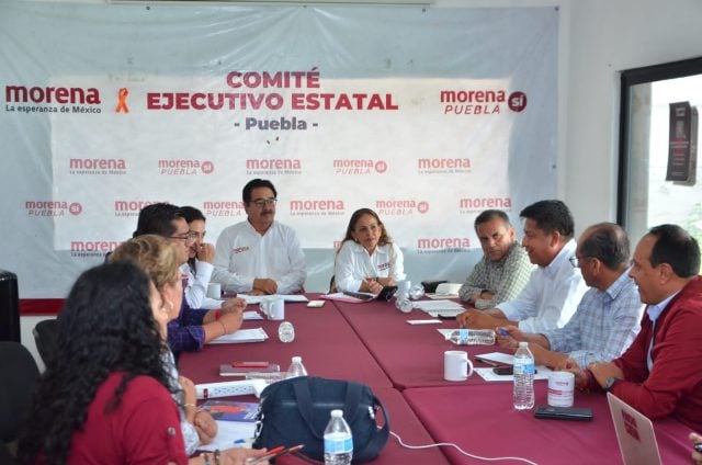 Morena en Puebla coordina esfuerzos con diputados y alcaldes electos