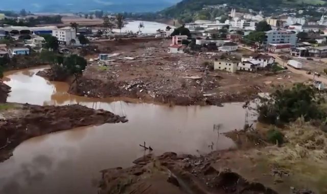 Tragedia por lluvias en Brasil ya acumula 177 muertos