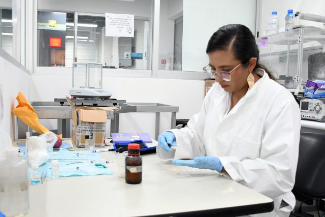 BUAP alberga estudio para remover contaminantes en agua