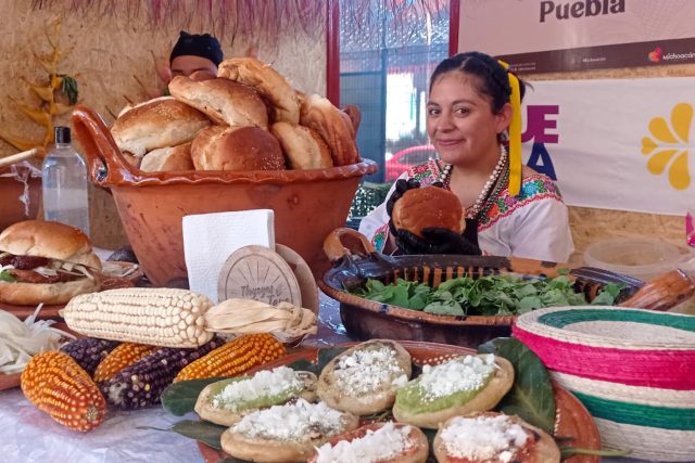 Incluyen en Catálogo de Turismo de Romance a 3 cocineras poblanas