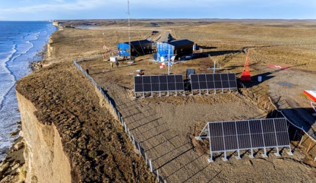 Argentina retiró paneles solares de suelo chileno, tras ultimátum de Boric