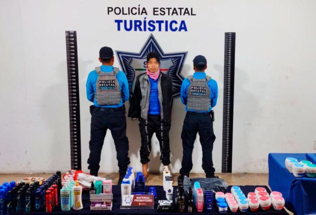 SSP detiene a hombre por robo a farmacia en Puebla