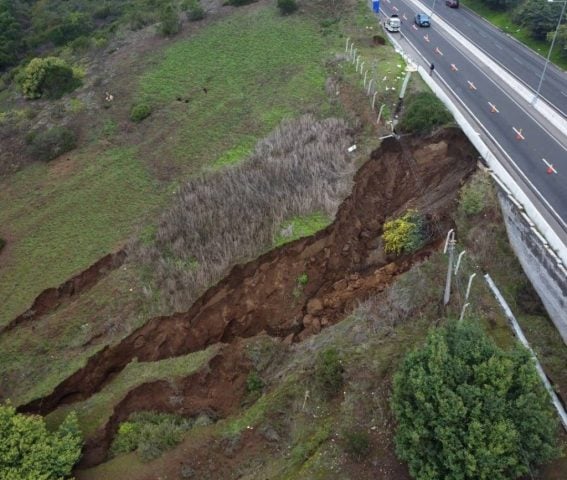 Alerta por nuevo socavón de más de 20 metros registrado en Concón