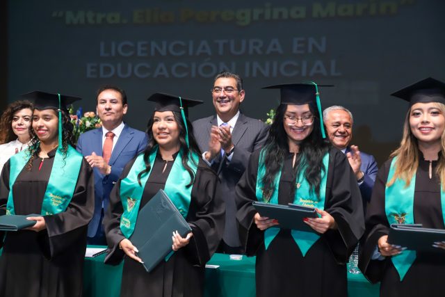 «La educación es la única vía para el progreso», asegura Céspedes en clausura del BINE