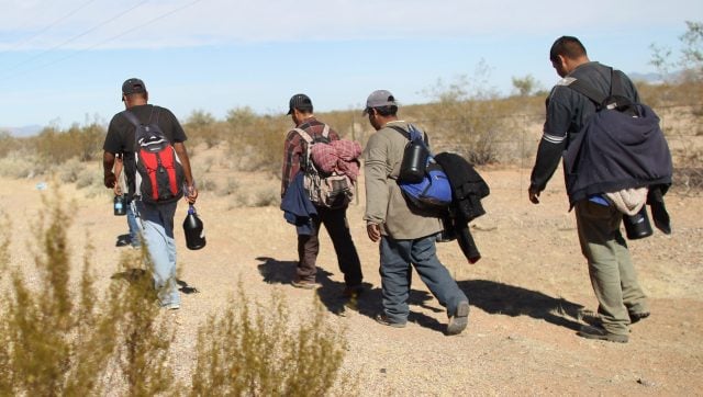 Migrantes cruzan desiertos para evitar operativos en frontera