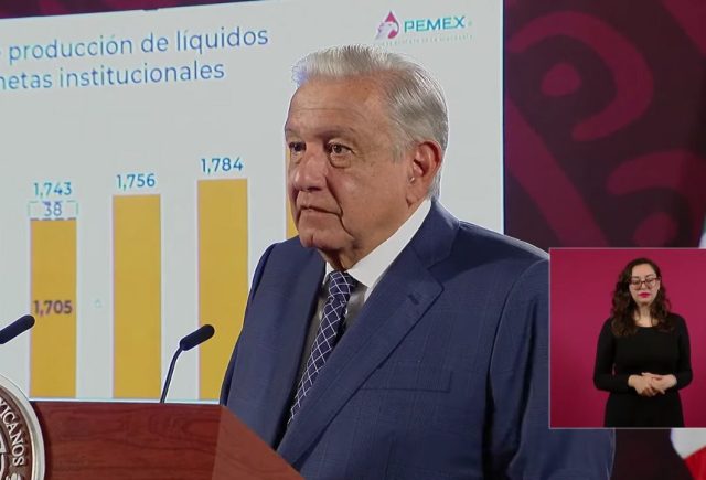 AMLO reafirma compromiso con Pemex y promete autosuficiencia