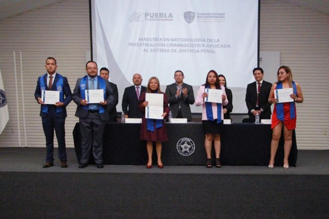 Academia Policial de Puebla celebra graduación de 50 estudiantes