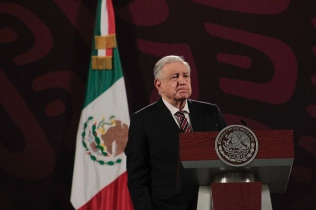 AMLO critica editorial del New York Times contra Donald Trump