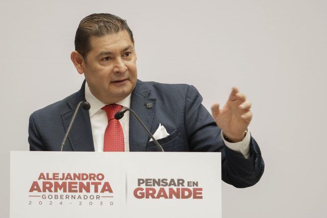 Anuncia Armenta que no ocupará Casa Puebla; continuará abierta al público