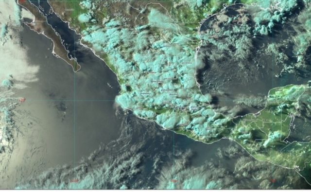 Onda tropical 11 causará lluvias y viento en centro y sur de México