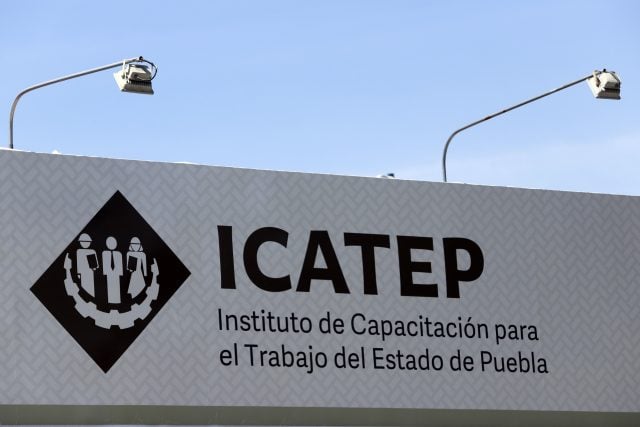 Gobierno de Puebla formaliza entrega de predio a Icatep