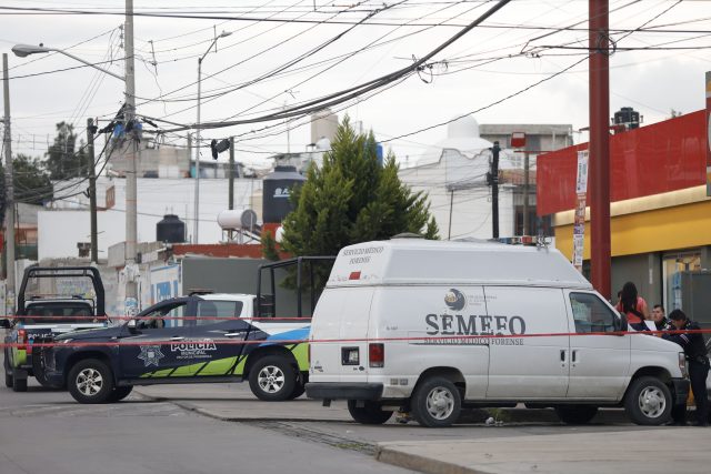 Muere por disparo en la cabeza afuera de Oxxo en la Francisco Villa