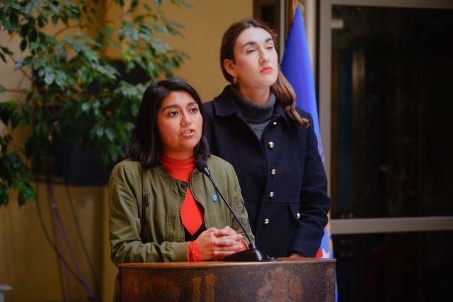 Diputadas Rojas y Schneider presentan proyecto de ley de Educación Sexual Integral tras caso Macaya