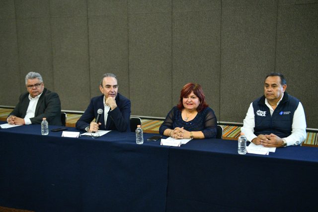 SEP y Salud refuerzan prevención del dengue en escuelas de Puebla