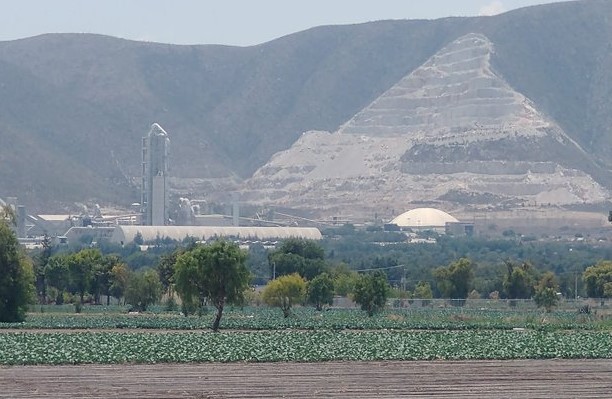 Clausuran parte de cementera en Tecamachalco por irregularidades