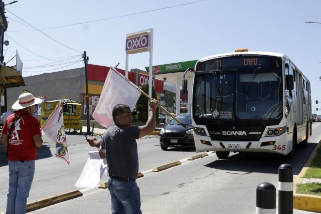 Capital poblana tendrá bloqueos viales por volanteo de la 28 de Octubre 