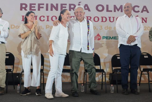 AMLO y Sheinbaum volarán juntos en aeronave de la Fuerza Aérea