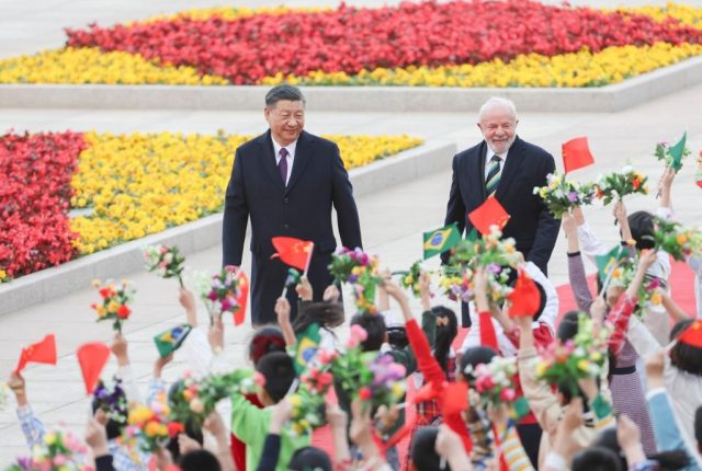 Xi reitera a Lula disposición de añadir nuevas dimensiones de la era a la relación bilateral 