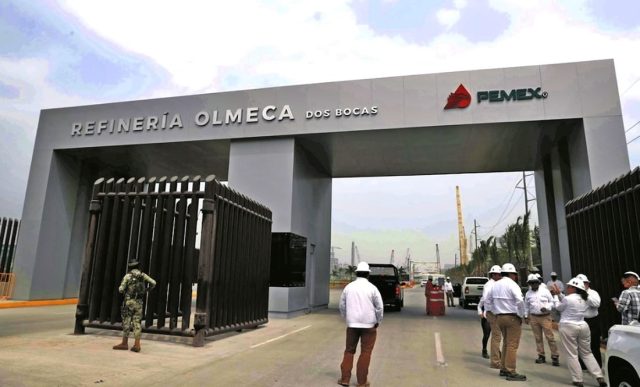 AMLO revela costo de 330 mmdp para Refinería Olmeca