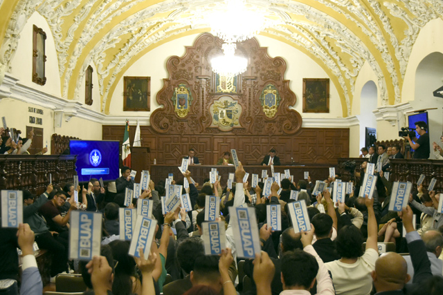 BUAP celebra gratuidad educativa sin dañar finanzas y operatividad