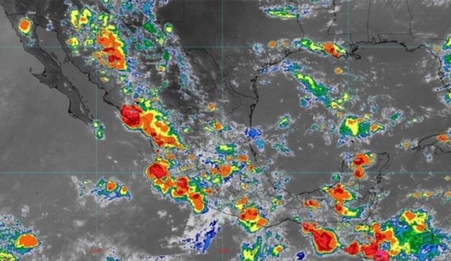 Así impactará a México la onda tropical número 16