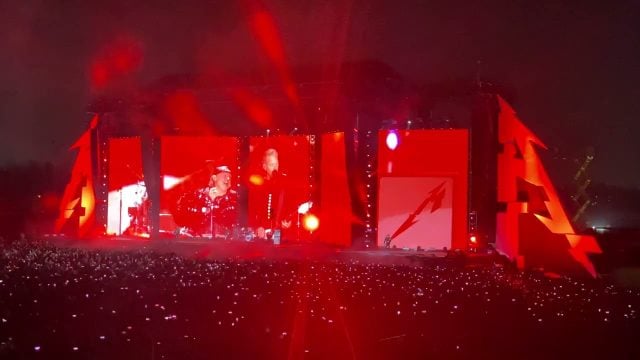 No se salva: Multan a DG Medios por fallas sanitarias en concierto de Metallica durante la pandemia