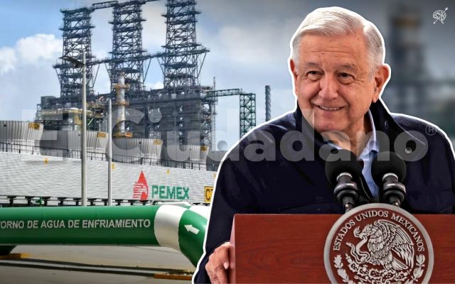 AMLO celebra autosuficiencia energética; México solo importa 10% de gasolina