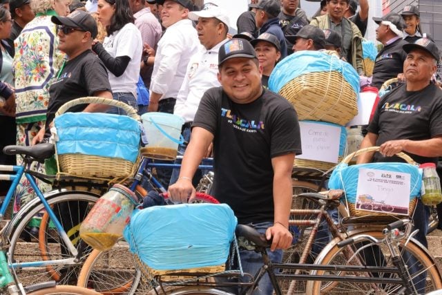 Tlaxcala establece Récord Guinness con 186 sabores de tacos de canasta