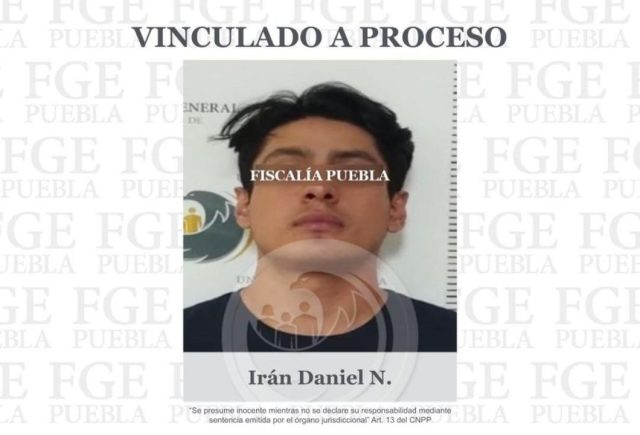 Vinculan a proceso a hombre por usurpación de funciones en Puebla