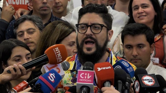 Interponen querella contra el candidato a gobernador, Francisco Orrego, por injurias hacia directora de El Ciudadano