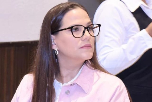 Delia Clarissa Álvarez, coordinadora de Comunicación del gobernador de Puebla en próxima administración