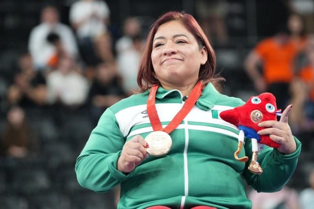 Amalia Pérez conquista el bronce en París 2024 y sigue haciendo historia en los Paralímpicos