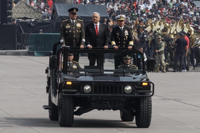 CDMX celebra el último Desfile Cívico Militar del 16 de septiembre con AMLO