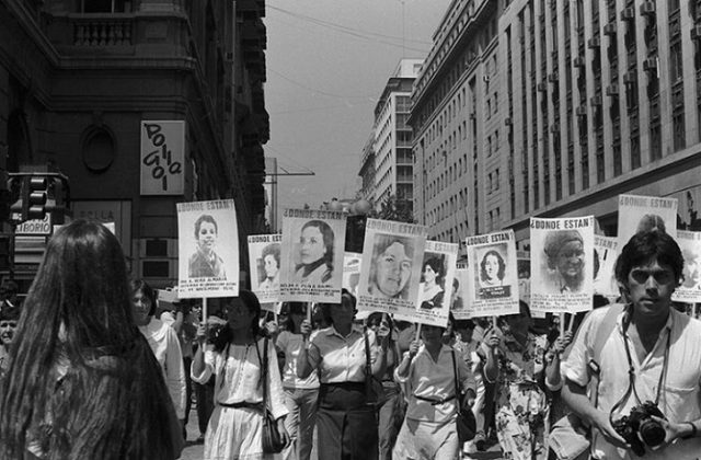 A todas las mujeres detenidas, torturadas y desaparecidas en dictadura: “La Virgen del Carmen” de Isabel Hernández