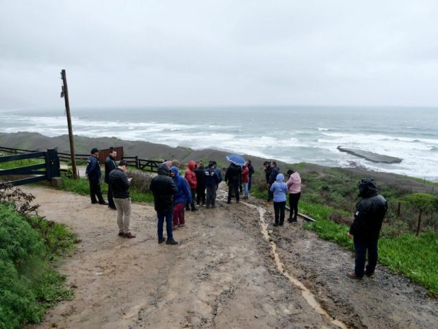 Dueño de terreno impedía acceso a playa: Corte lo obliga a permitir paso a turistas y pescadores