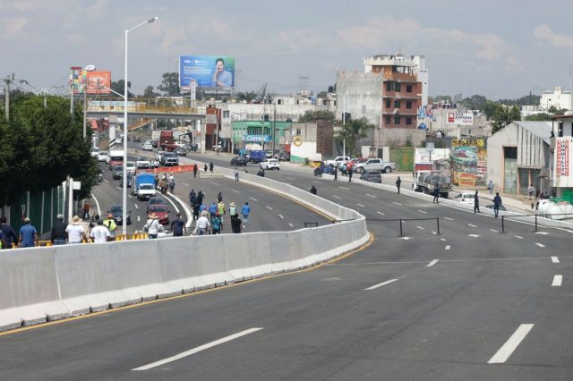 Entrega gobierno de Puebla infraestructura concluida: Paso Superior Vehicular de la Central de Abasto