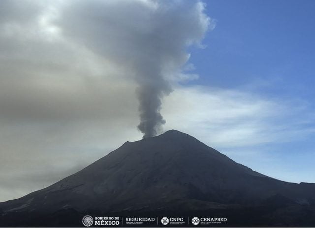 Se dispersan por 4 estados las cenizas del Popocatépetl; alerta se mantiene en amarillo fase 2