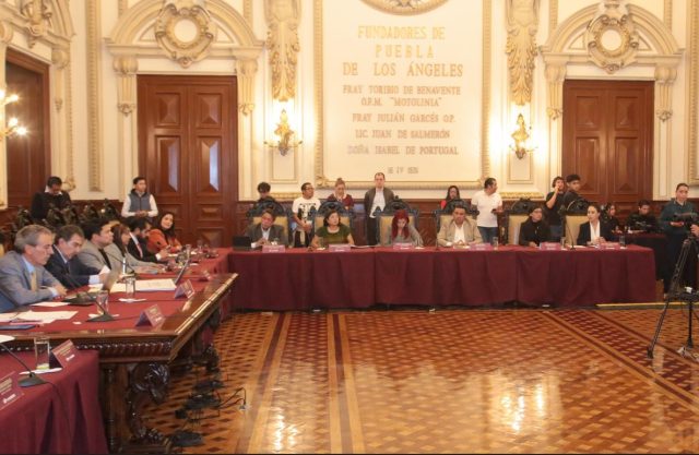 Aprueba Cabildo de Puebla dictaminar presupuesto para recta final 2024 vía auditor externo