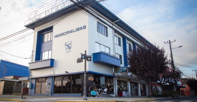 Allanan Municipalidad de Río Bueno por denuncias de corrupción