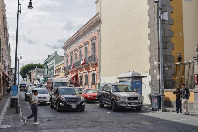 Inicia gobierno de Pepe Chedraui sin vendedores ambulantes en el Centro Histórico de Puebla