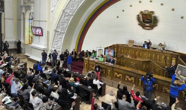 Venezuela propone nueva ley para defender la soberanía política y autodeterminación nacional