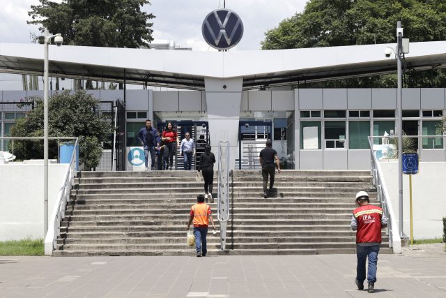 Volkswagen de México implementa jornada de tiempo extra obligatorio para recuperar producción de Jetta