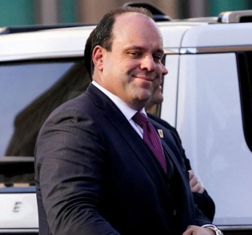 Señalan al asesor Boris Epshteyn de cobrar por promover candidaturas para el nuevo gabinete Trump