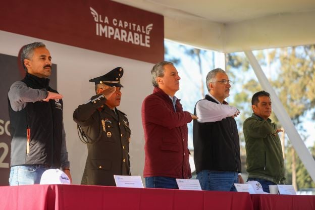 Reconoce Pepe Chedraui a jóvenes que acudieron al Sorteo del Servicio Militar Nacional