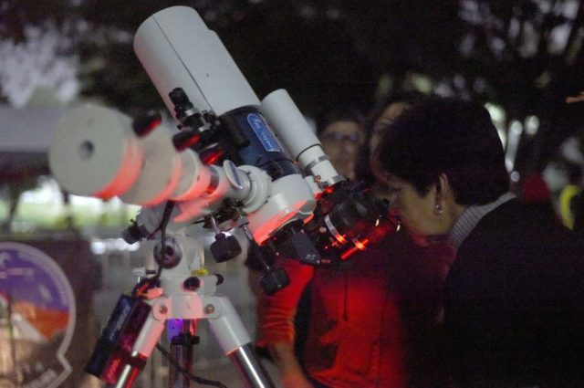 La tradicional Noche de las Estrellas en la BUAP recibió a cerca de 30 mil personas