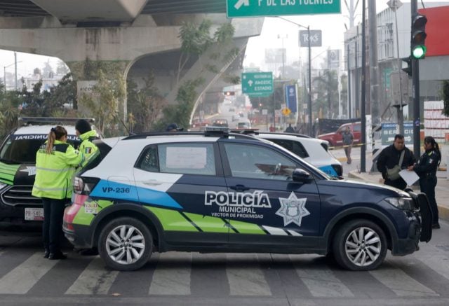 Mujer se quita la vida lanzándose del puente Zaragoza