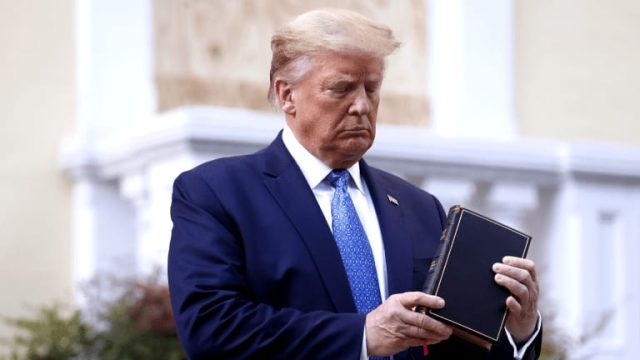 Pastor asegura que Trump fue «llamado por Dios» al compararlo con Jehú: rey guerrero del Antiguo Testamento