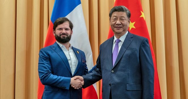 Xi Jinping y Gabriel Boric impulsan cooperación estratégica entre China y Chile